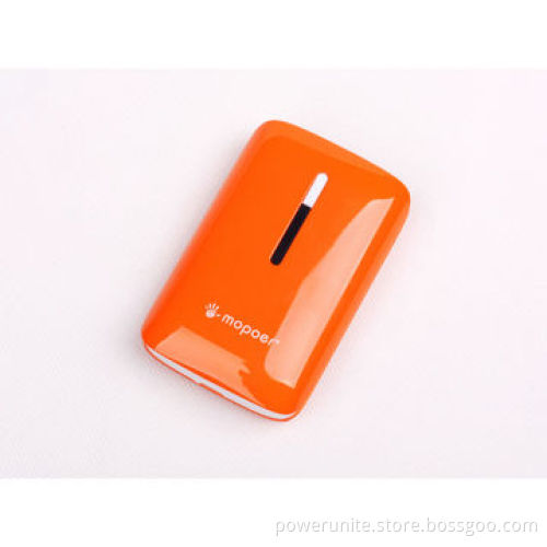 Mobile Power Bank with LED Torch, 6,600mAh Capacity